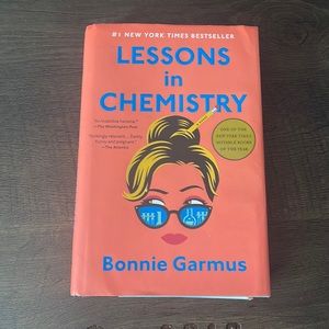 Lessons in Chemistry - Hardback Read Once